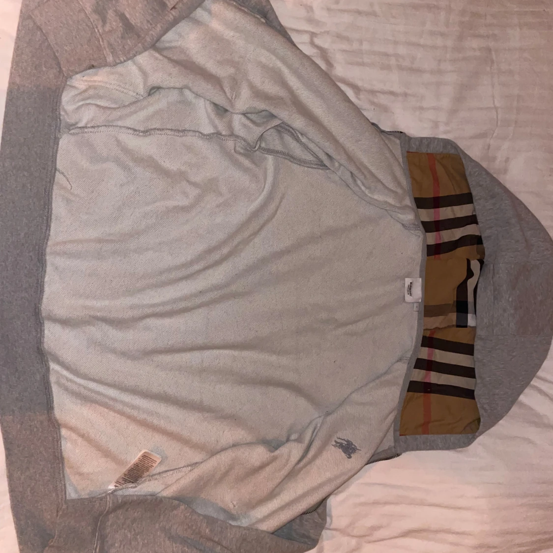 Burberry Hoodie  - 91