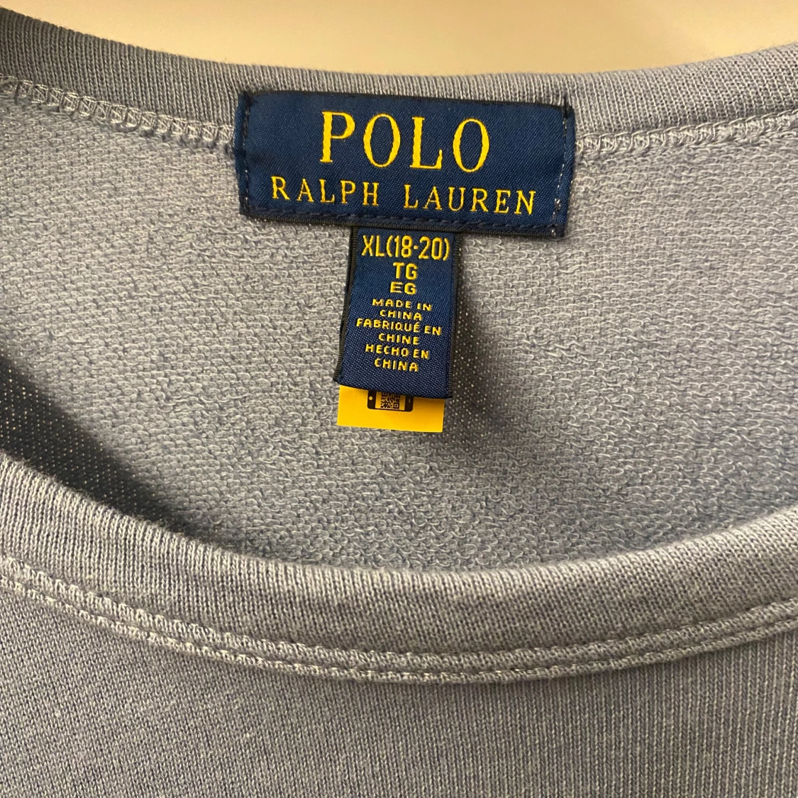 Grå tröja från Ralph Lauren - 90