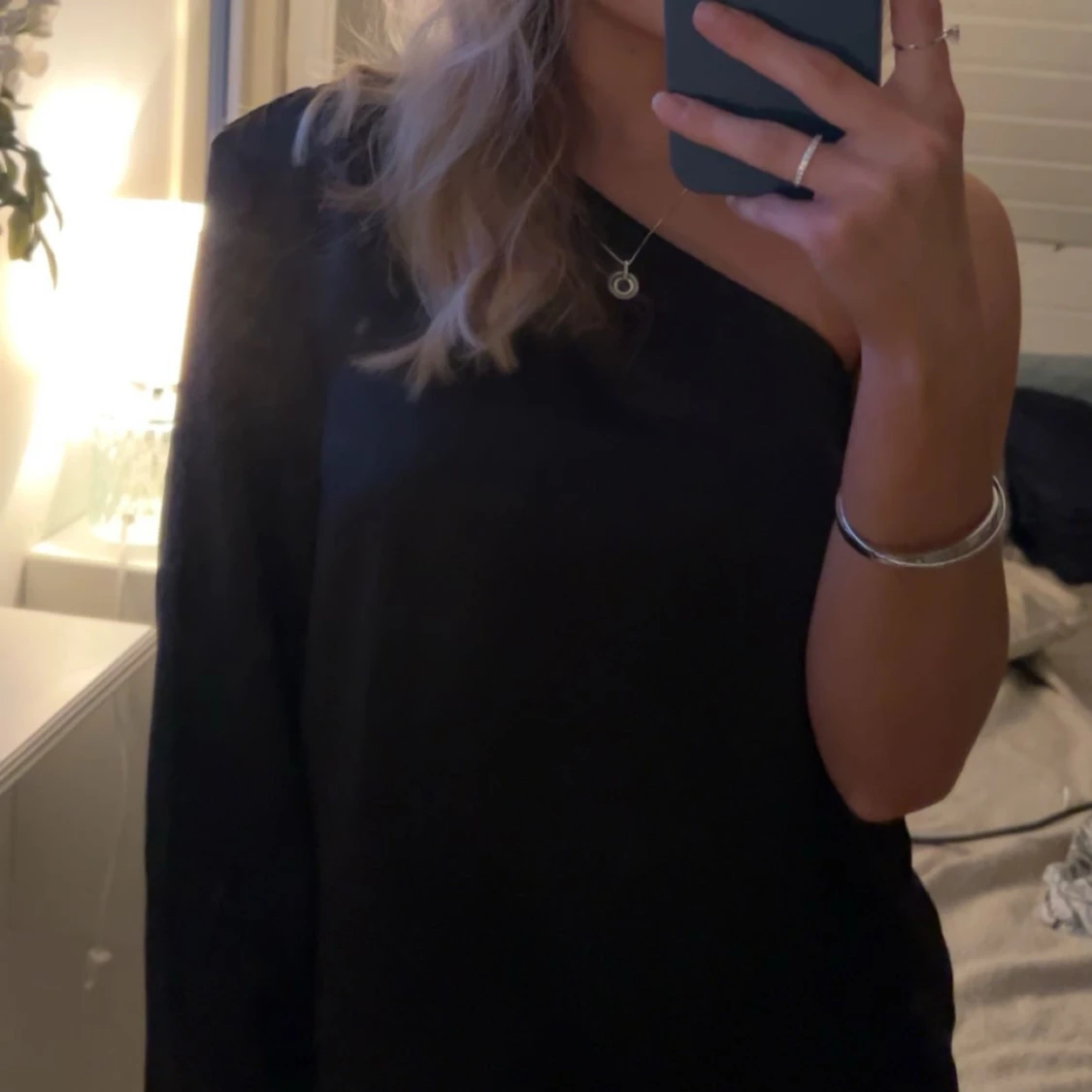 Off-shoulder blus - 90