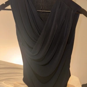 Body från zara - Bra skick, använd 1 gång