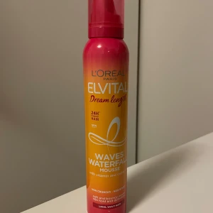 Loreal mousse - Ungefär 3/4 fylld 