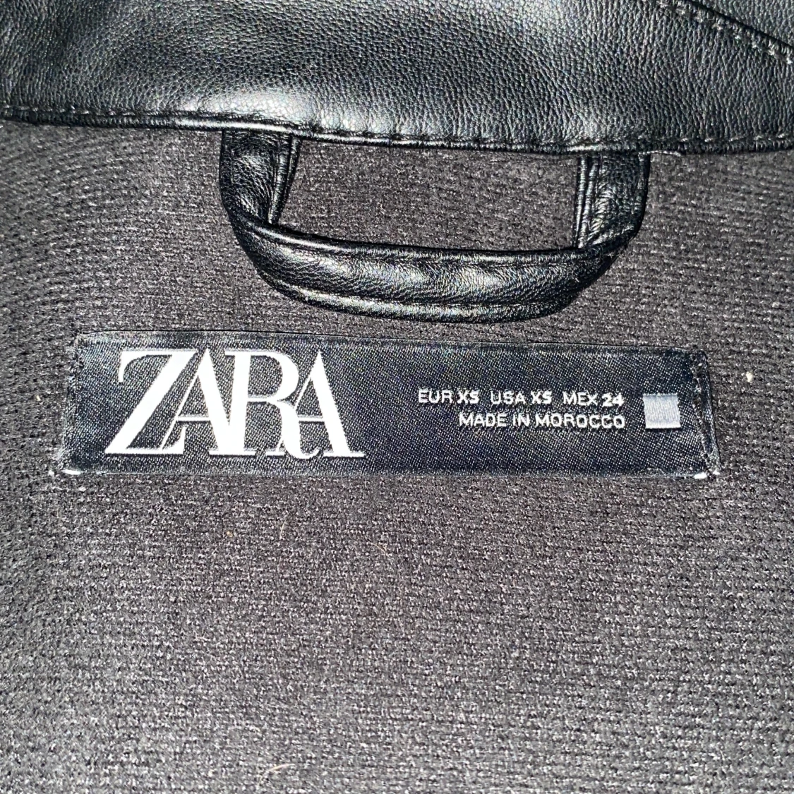 Jätte fin kappa från zara  - 90