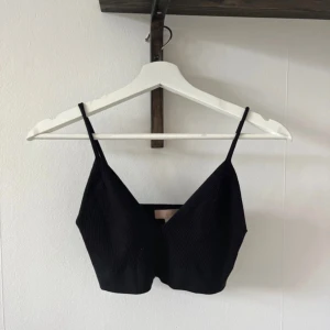 Svart topp  - Svart topp aldrig använd 