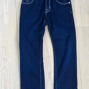 Jacob Cohen  - 21 size cond very good  