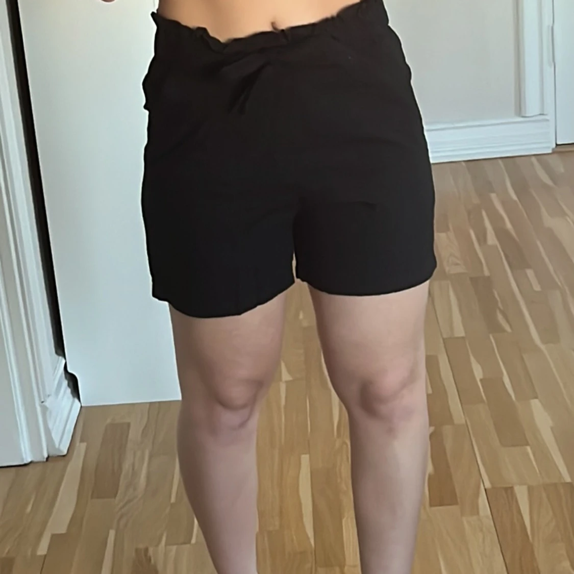 Svarta linneshorts från Jacqueline de Yong