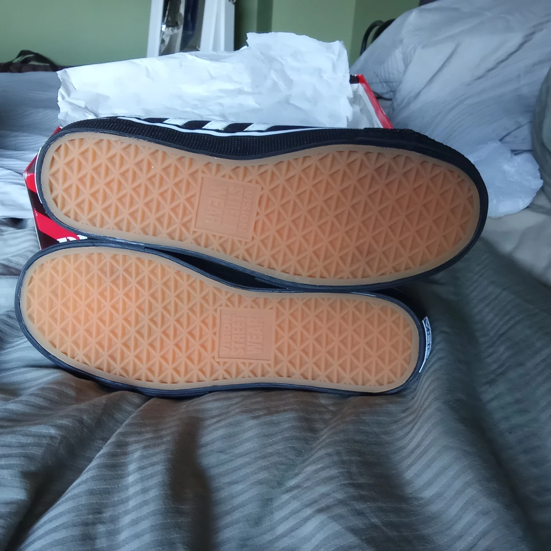 Svarta och vita DP Canvas Hi Top sneakers - 91