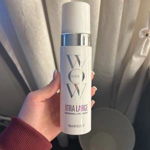 Color Wow Xtra Large Bombshell Volumizer - Oanvänd och helt ny. Aldirg använd då jag har två💞