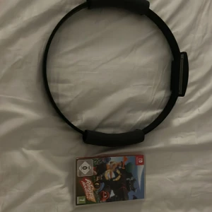 Nintendo switch spel - Säljer en nintendo switch spel, har knappt använt den är använd cirka 2-3 gånger, spelet heter ringfit adventure, priset kan diskuteras 👍🏼