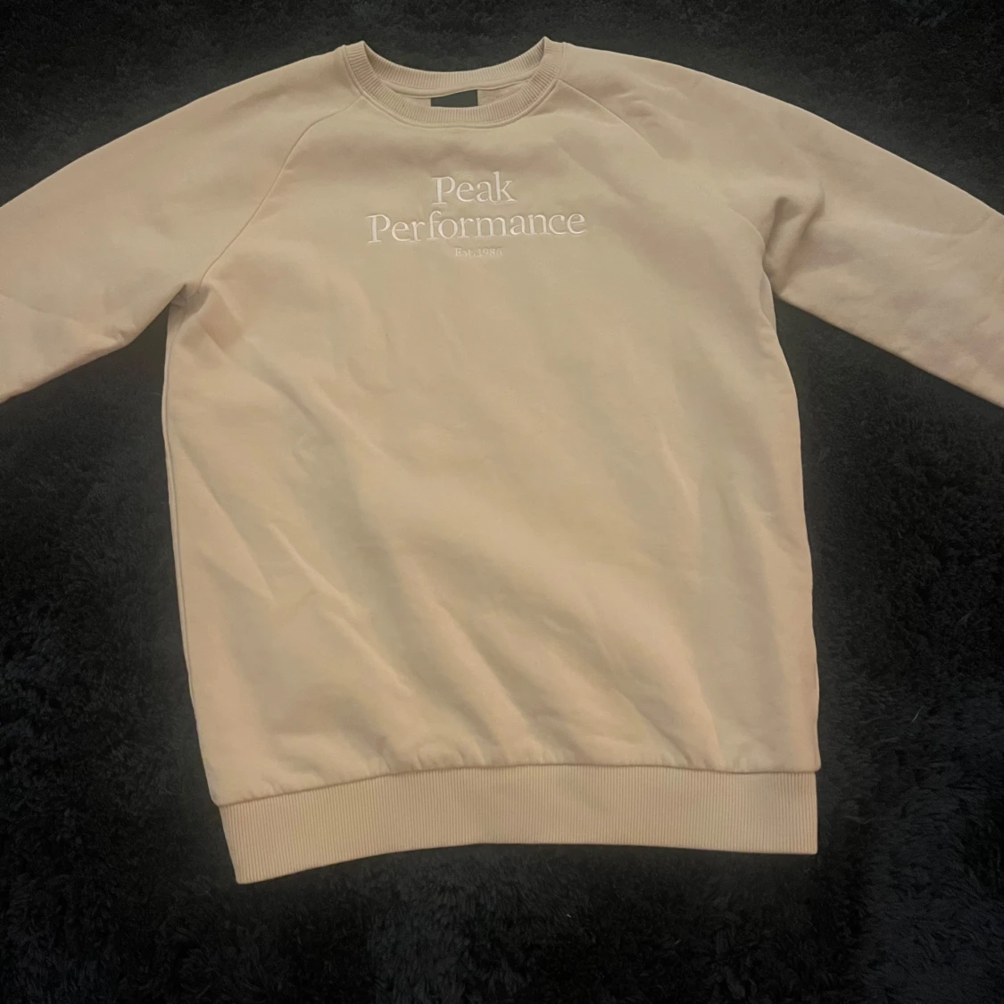 Beige sweatshirt från Peak Performance