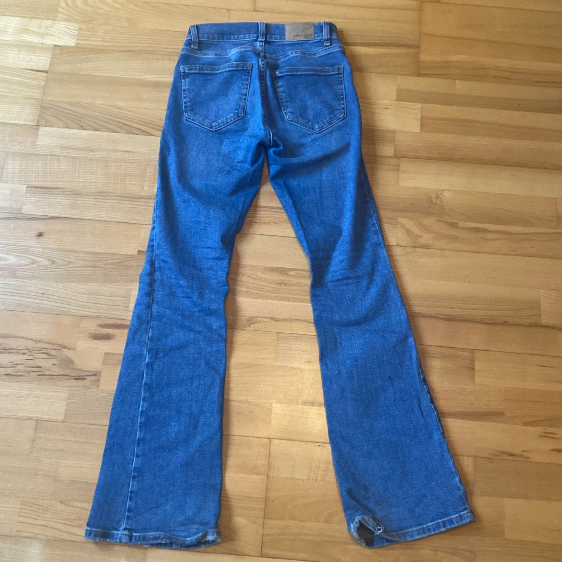 Blå bootcut jeans från Perfect Jeans - 1