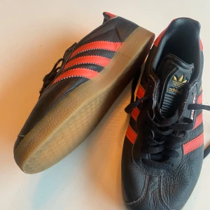 Adidas Gazelle retro - oanvända - Oanvända Adidas Gazelle retro i stl 36