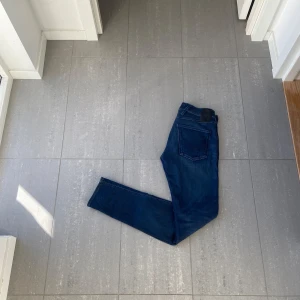 Replay anbass jeans  - Säljer nu dessa replay anbass jeans, skriv för fler bilder/frågor🙌🏼