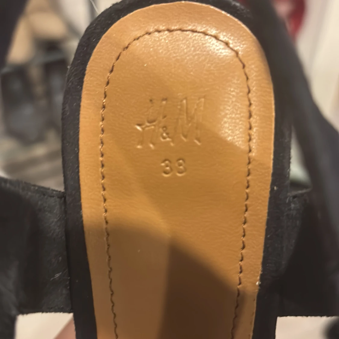 Svarta kilklackar från H&M - 91