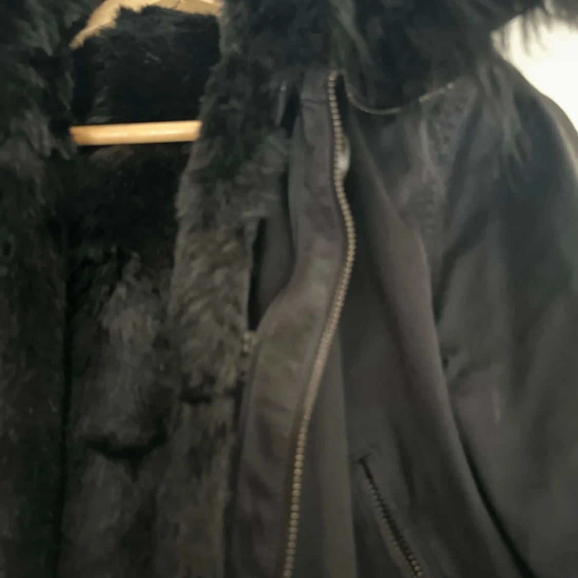 Svart parkajacka från Blonde No.8 - 90