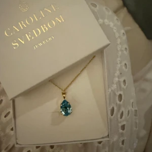 Caroline svedbom  - Helt ny, jätte fin men passar inte mig så bra tyvärr! Köpt för 995:-