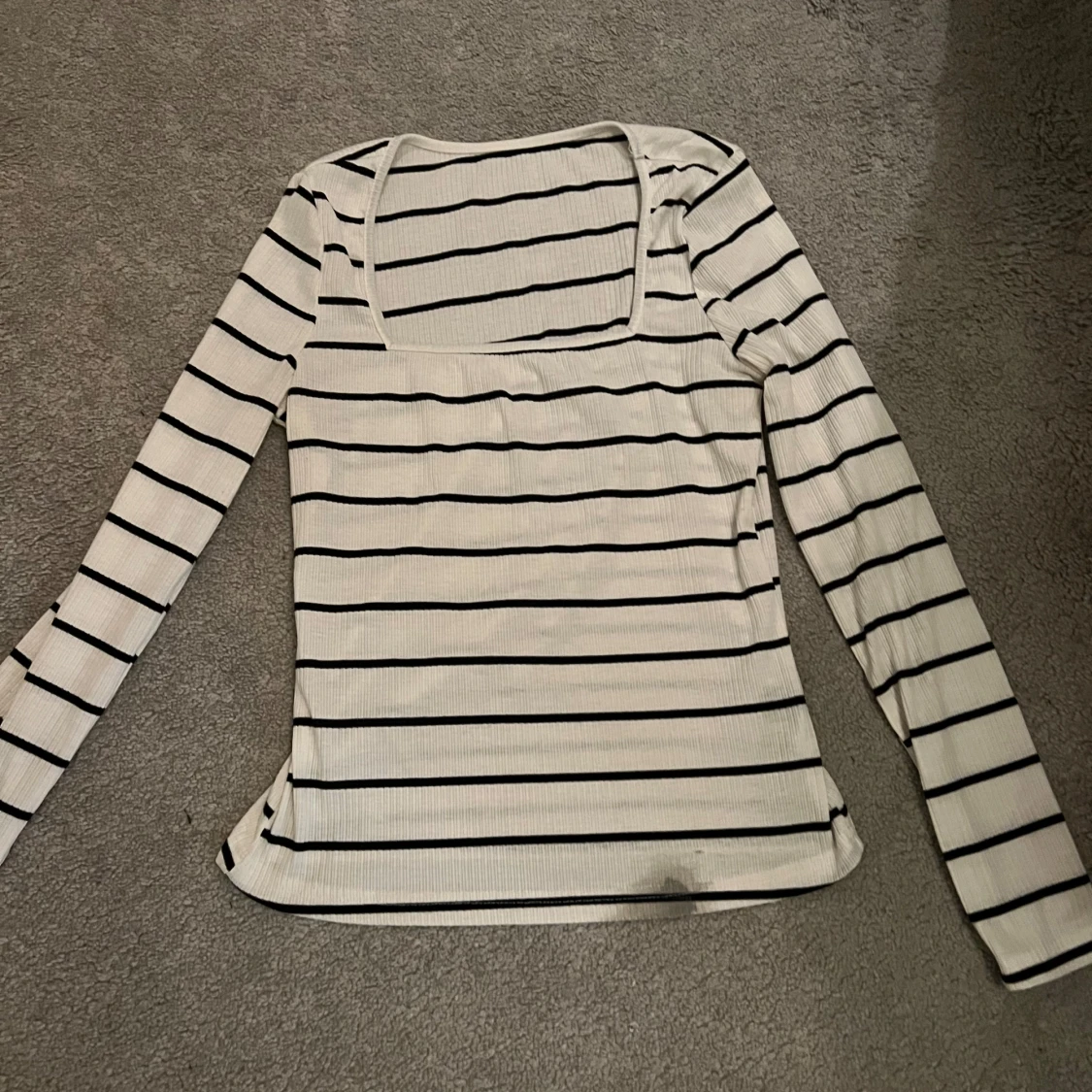 Randig långärmad topp från SHEIN