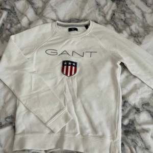 Vit gant tröja  - Vit gant tröja i storlek xs. Oanvänd . Snygg 💫