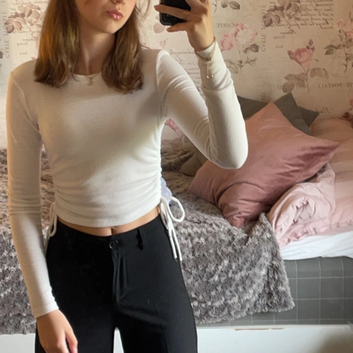 Vit långärmad croppad topp