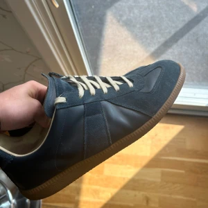 Maison Magriela - Skit snygga maison magriela skor. Säljer pga att jag inte använder. skick 4,5/5. pris kan diskuteras vid snabb affär. (tyvärr inget kvitto men har allt annat.)