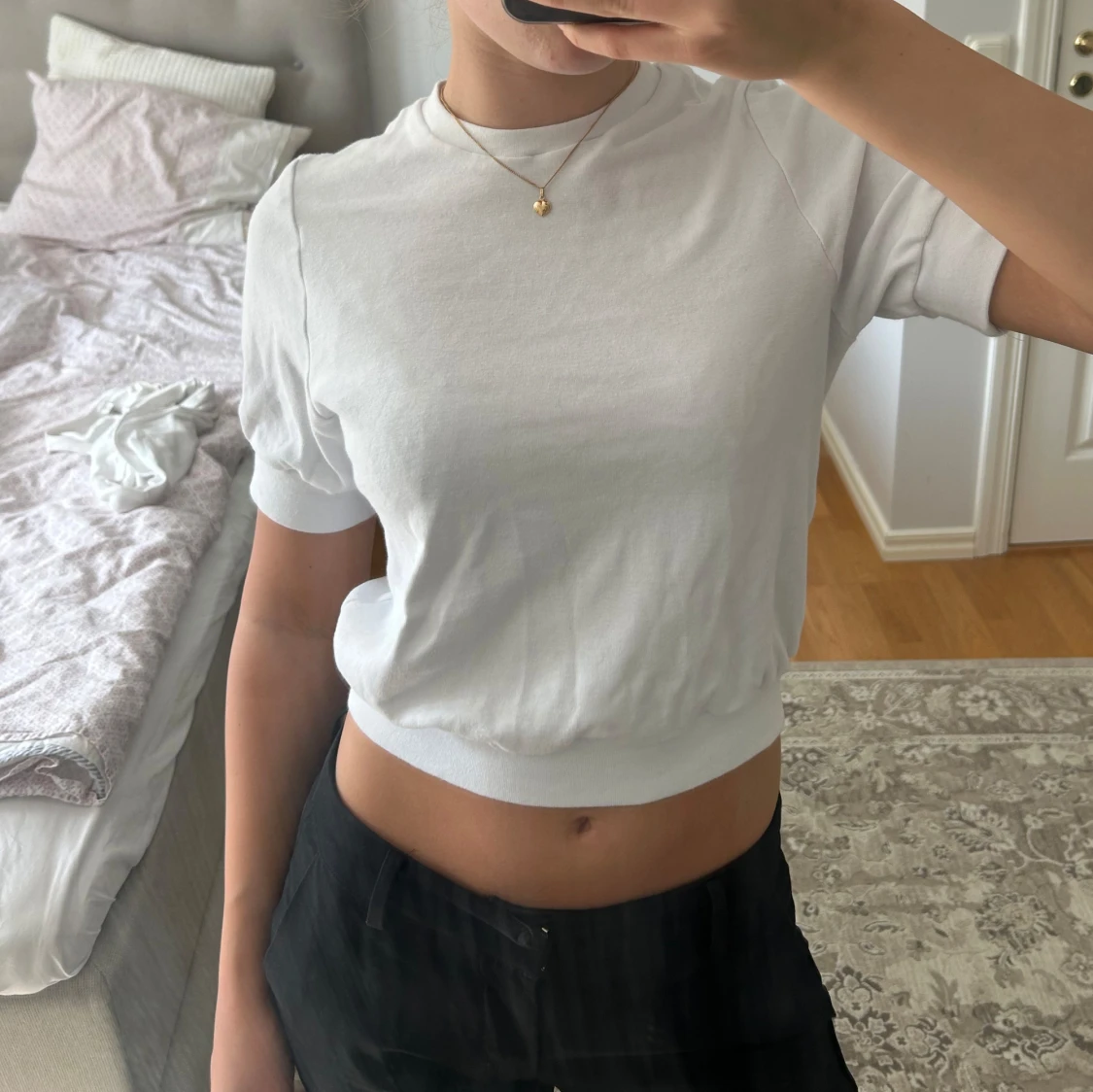 Finstickad vit t shirt - 90