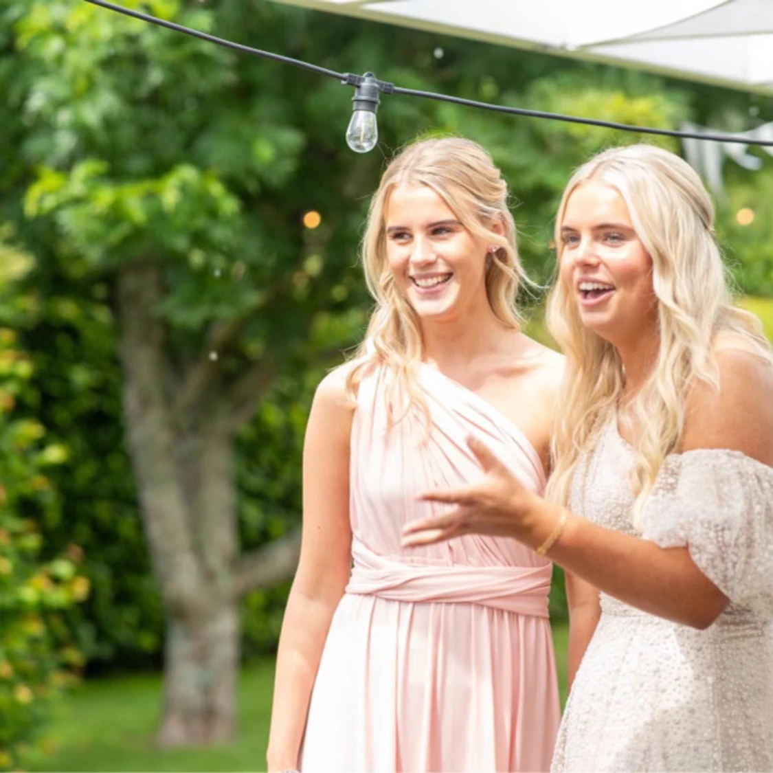 By Malina balklänning  - 91