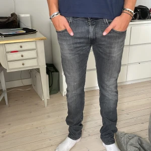 Replay jeans - Replay jeans med liten defekt
