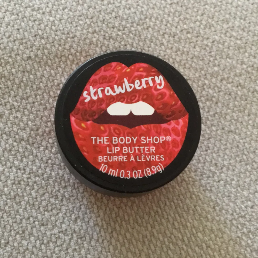 Ett lip butter från the body shop helt nytt😚. Skönhet.