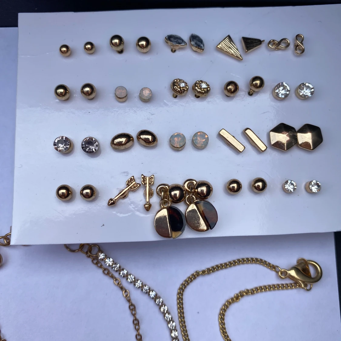 Samling av smycken ALTT INGÅR DU FÅR ALLT PÅ BILDEN - 93