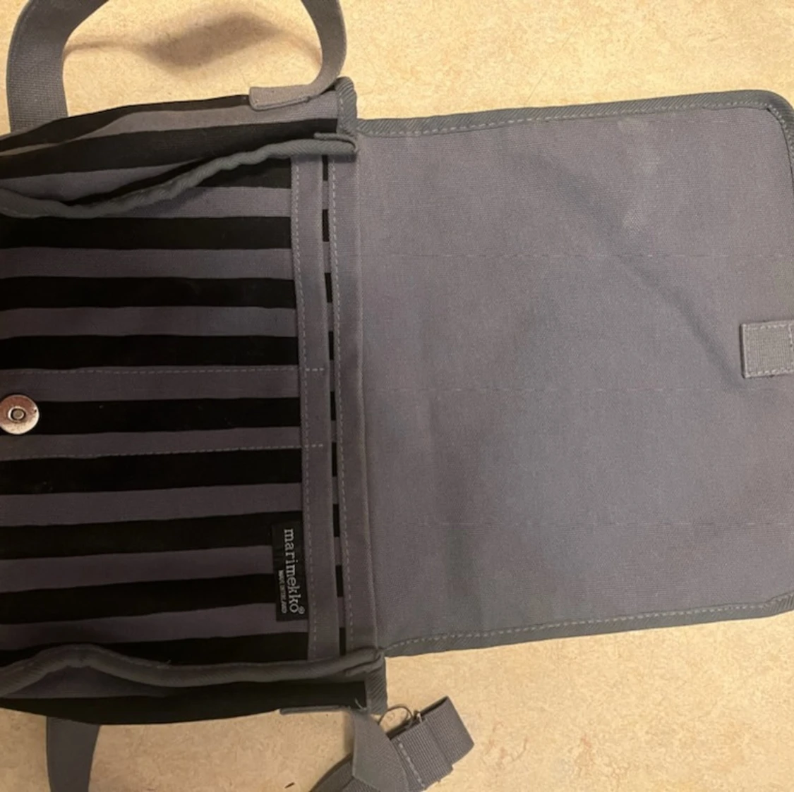 Randig axelväska från Marimekko - 90