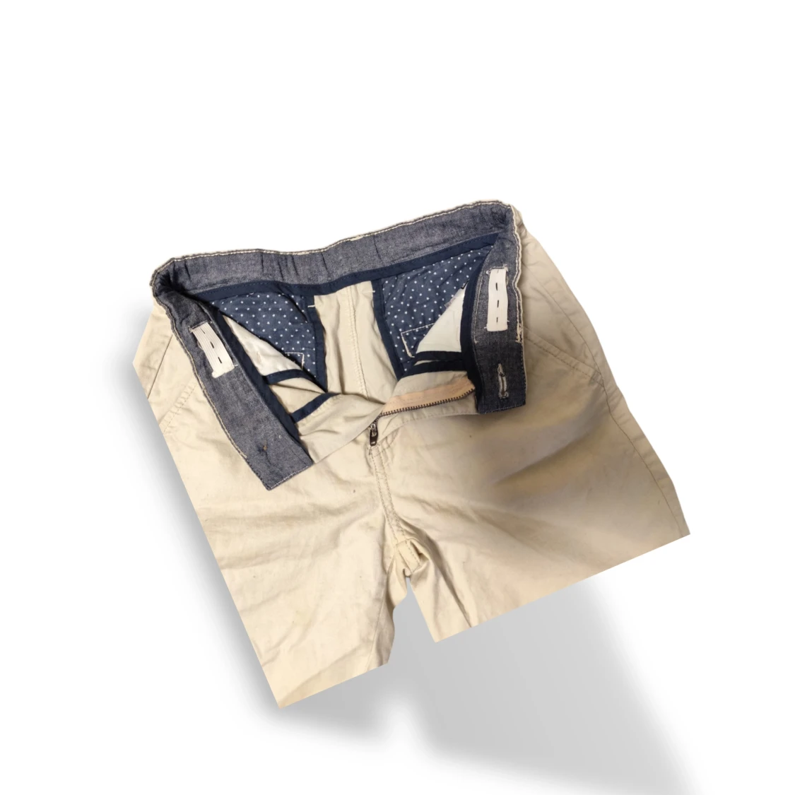 Beige shorts med knapp - 3