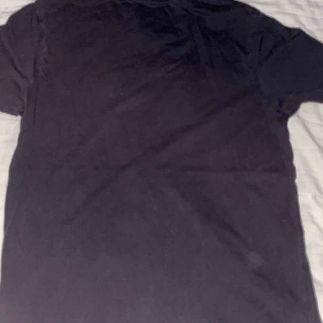 Svart t-shirt från Alpha Industries - 1