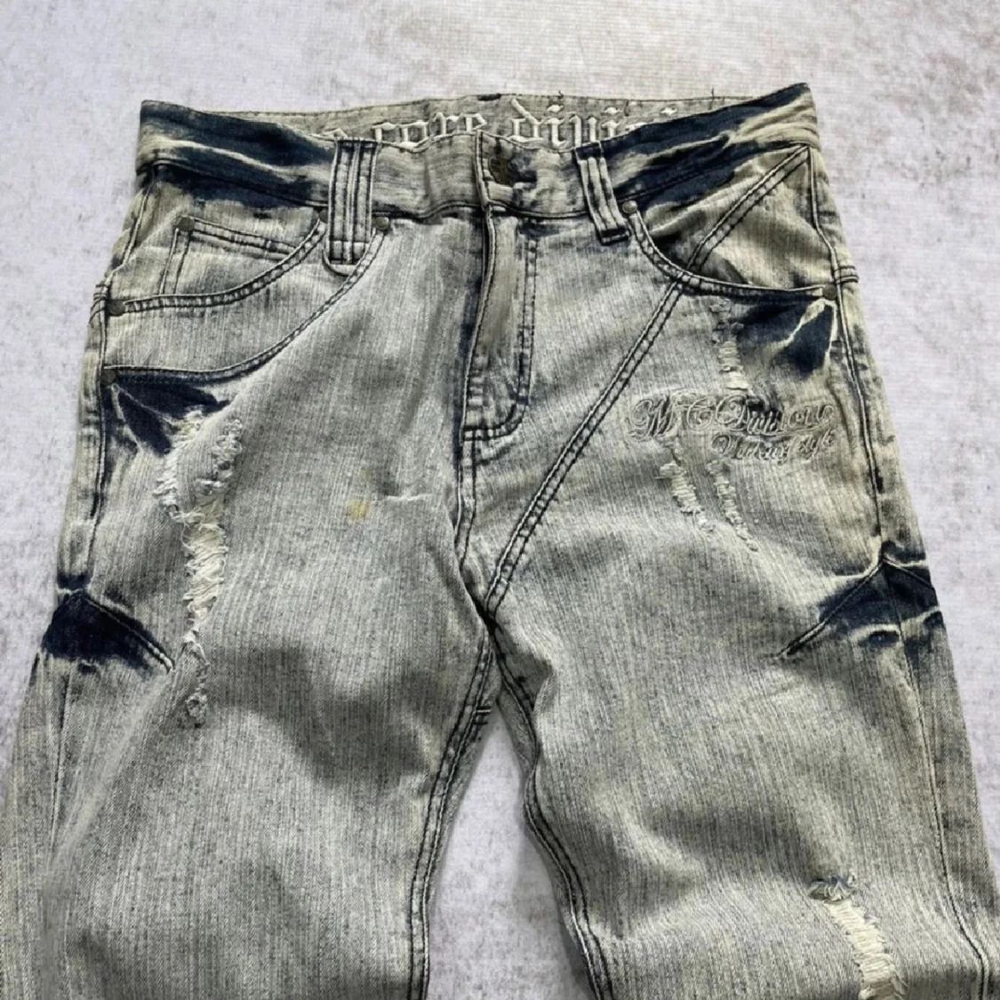 More core division jeans