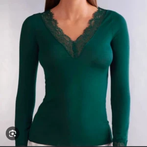 Intimissimi tröja - Säljer denna intimissimi tröja då den knappt används. Nypris 570 kr❤️