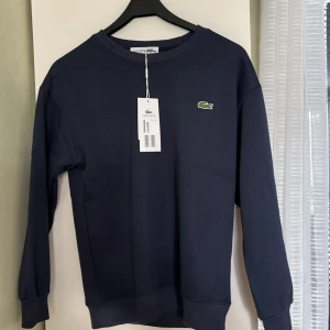 Lacoste sweatshirt  - Storlek M