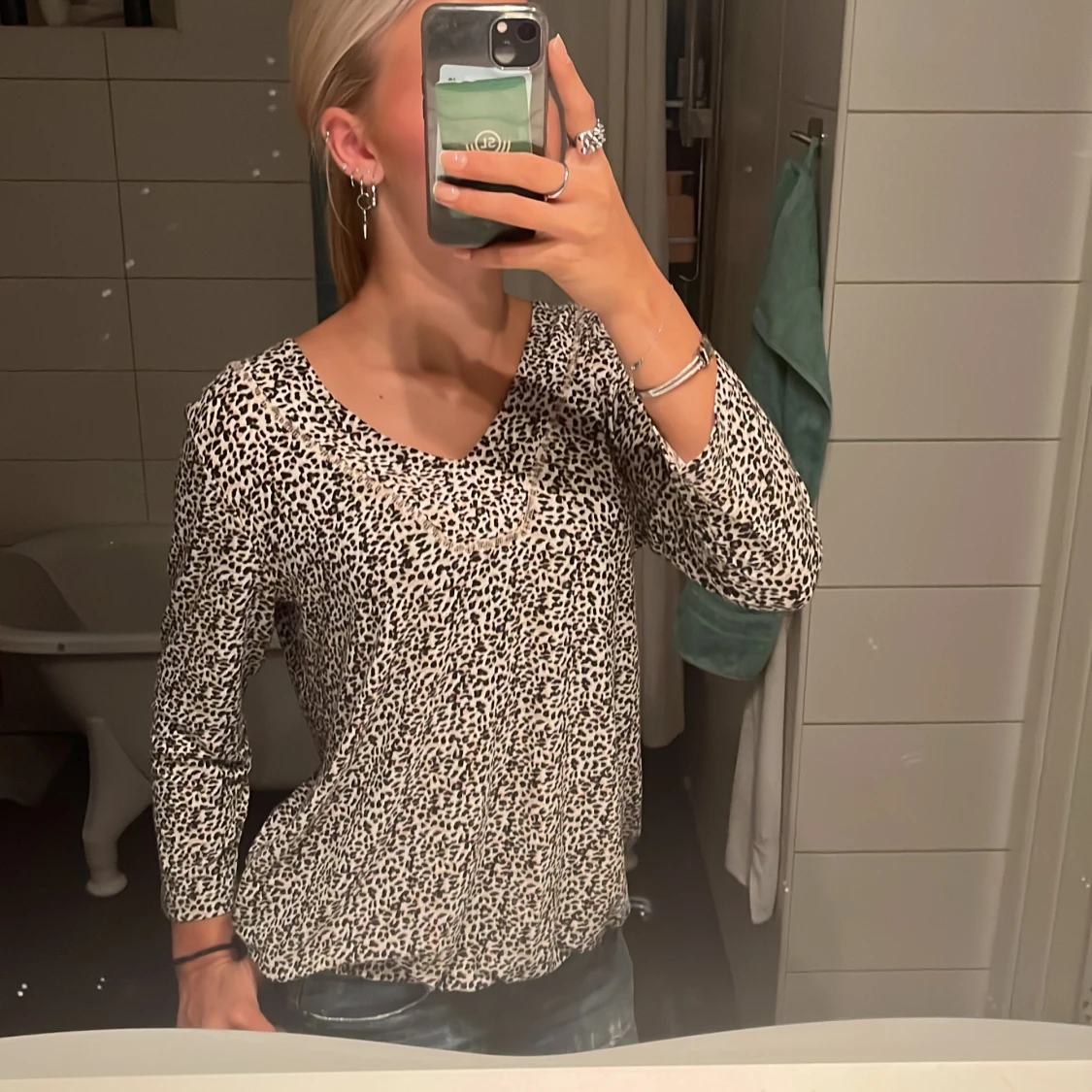 Leopard tröja trekvarsärmad - 90