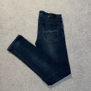 Nudie jeans - Säljer ett par nudie jeans i skick 9/10 och storleken på dem är W 31 L 34