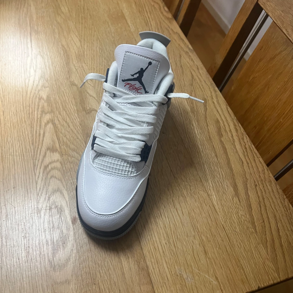 Jordan 4 midnight navy  - 90