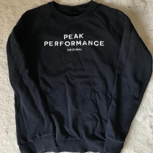 Peak performance  - Tröja från peak performance i 170 (Xs-S)