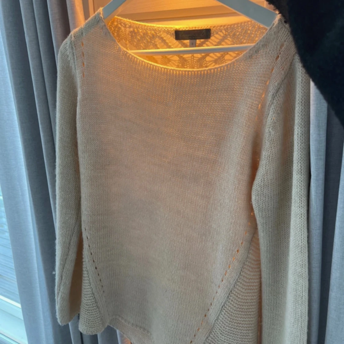 stickad tröja med virkad rygg - 90