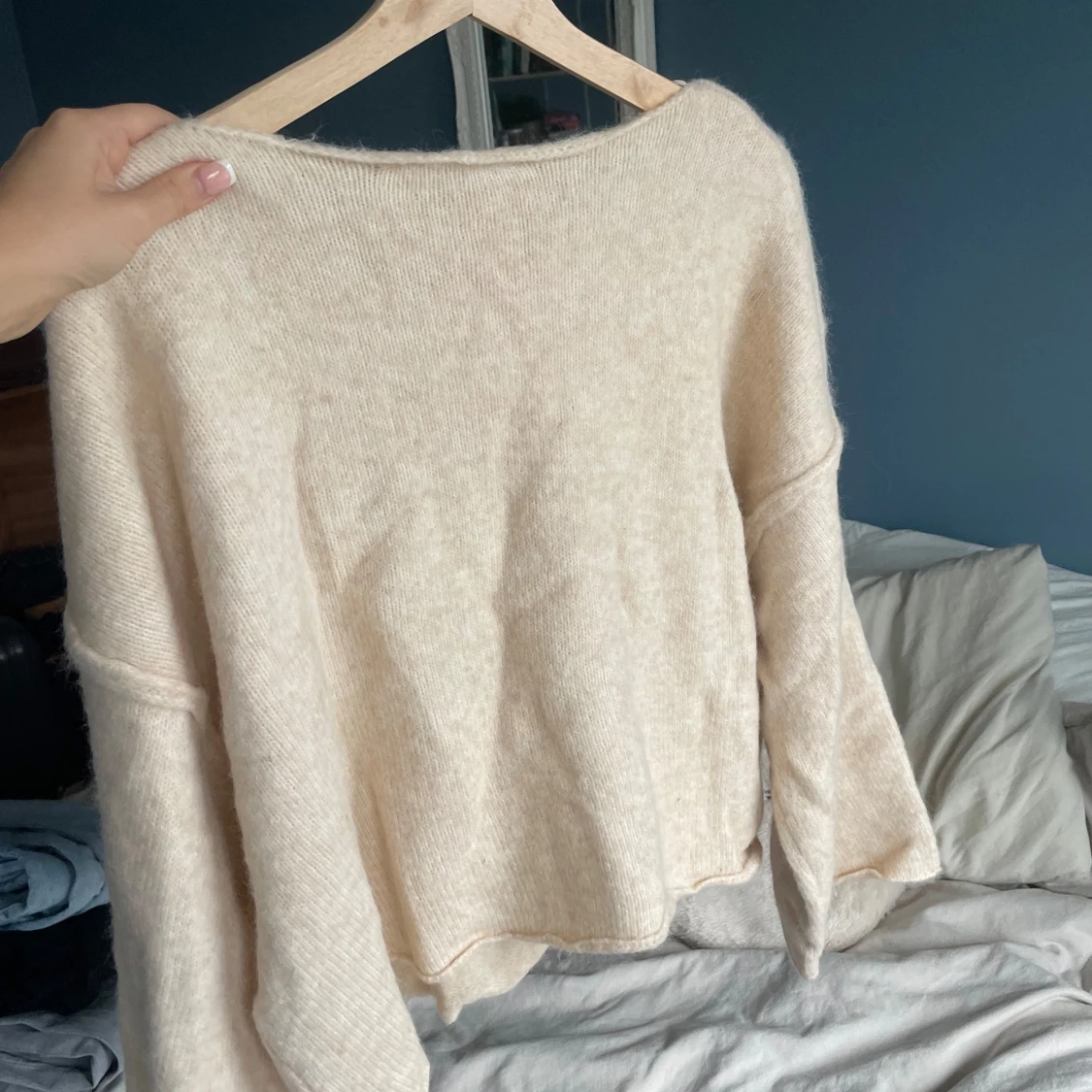 Beige stickad tröja från Zara - 90