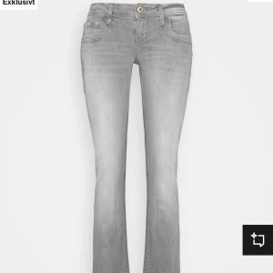 Ltb jeans - Jätte fina Ltb jeans i storlek w27. Har haft en knapp extra på så ett litet hål som är igensydd på byxan. Men inget man märker av💞