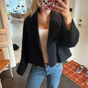 Ny ullkappa &OtherStories strl 36 - Helt ny, så snygg och varm 