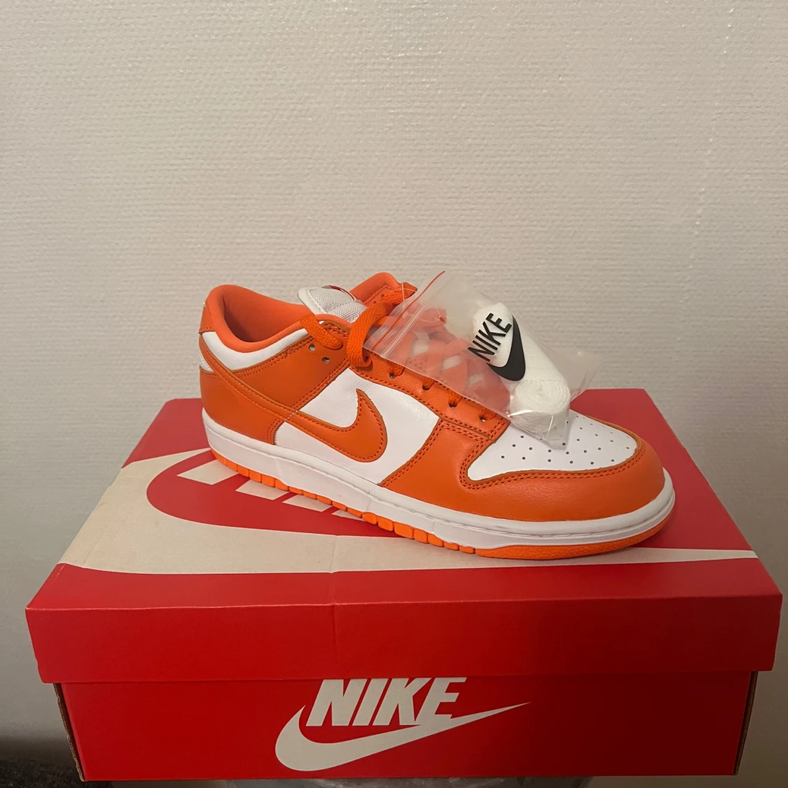 Nike dunk low sb syracuse orange blace 