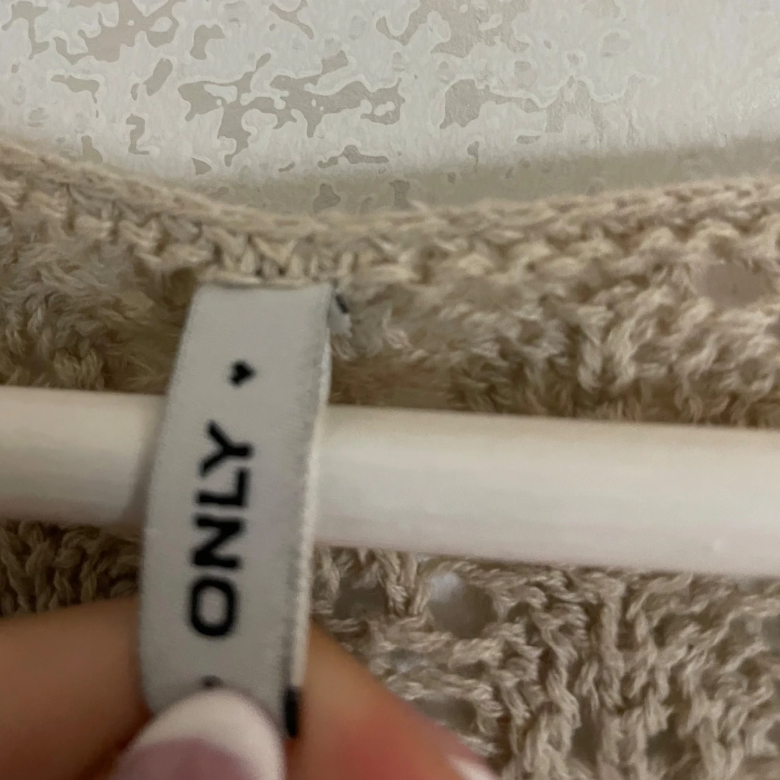 Beige stickad tröja från ONLY - 91