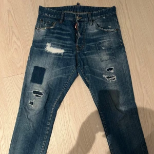 Dsquared2 jeans  - Säljer Dsquared2 jeans. Mycket bra skick.. 