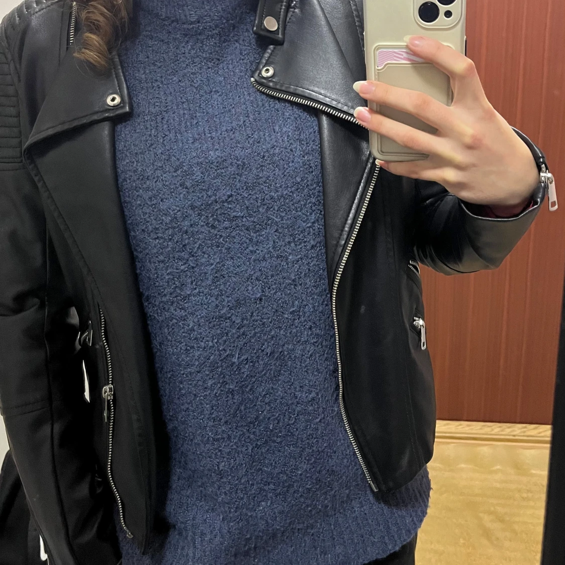 Svart skinnjacka  - 90