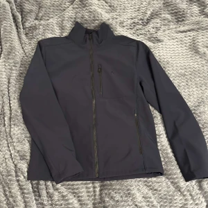 Polo Ralph Lauren regn/vindjacka - Helt vattenavvisande jacka, soft shell, använd två gånger