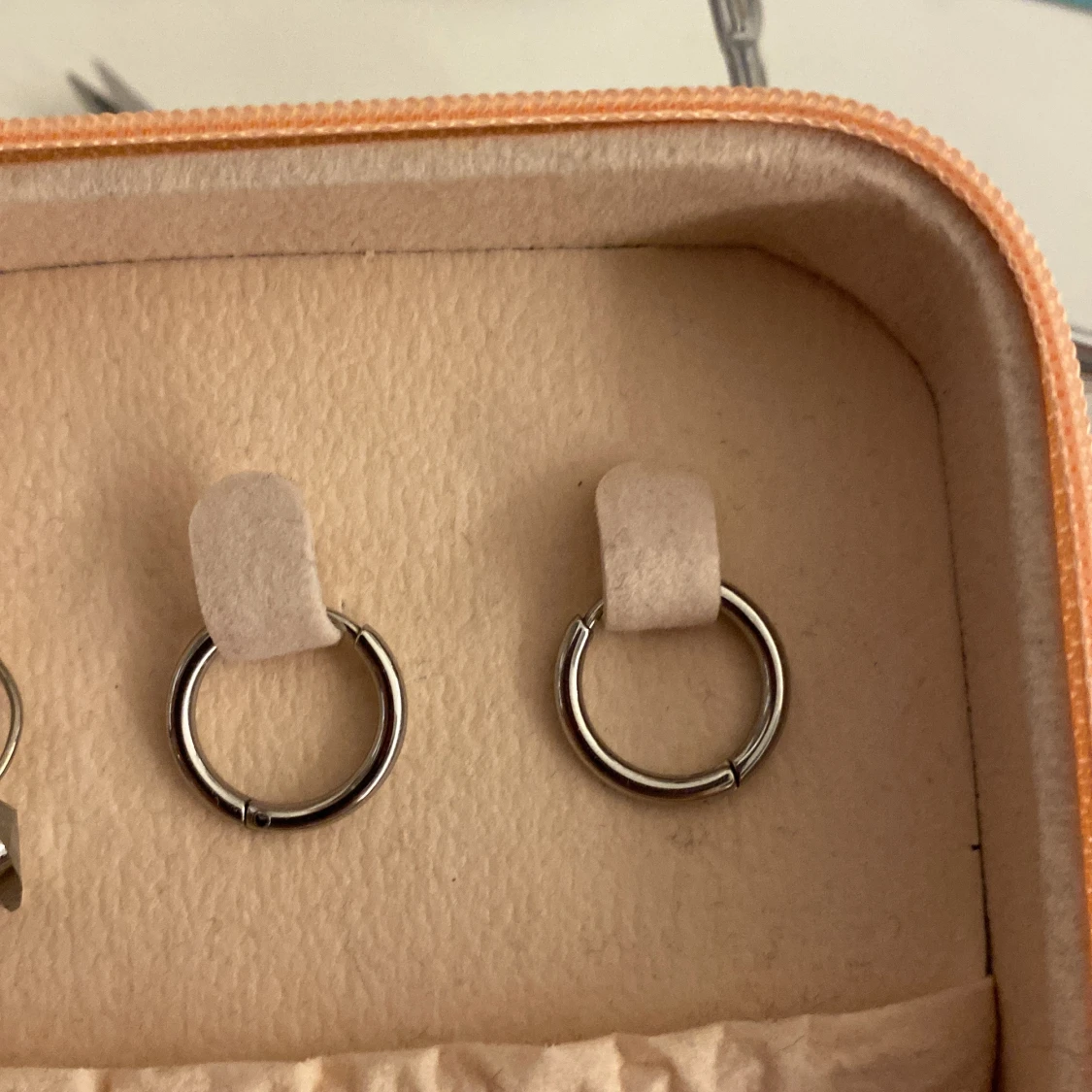 Edblad örhängen med nit i silver! Sänkt pris!💕 - 4