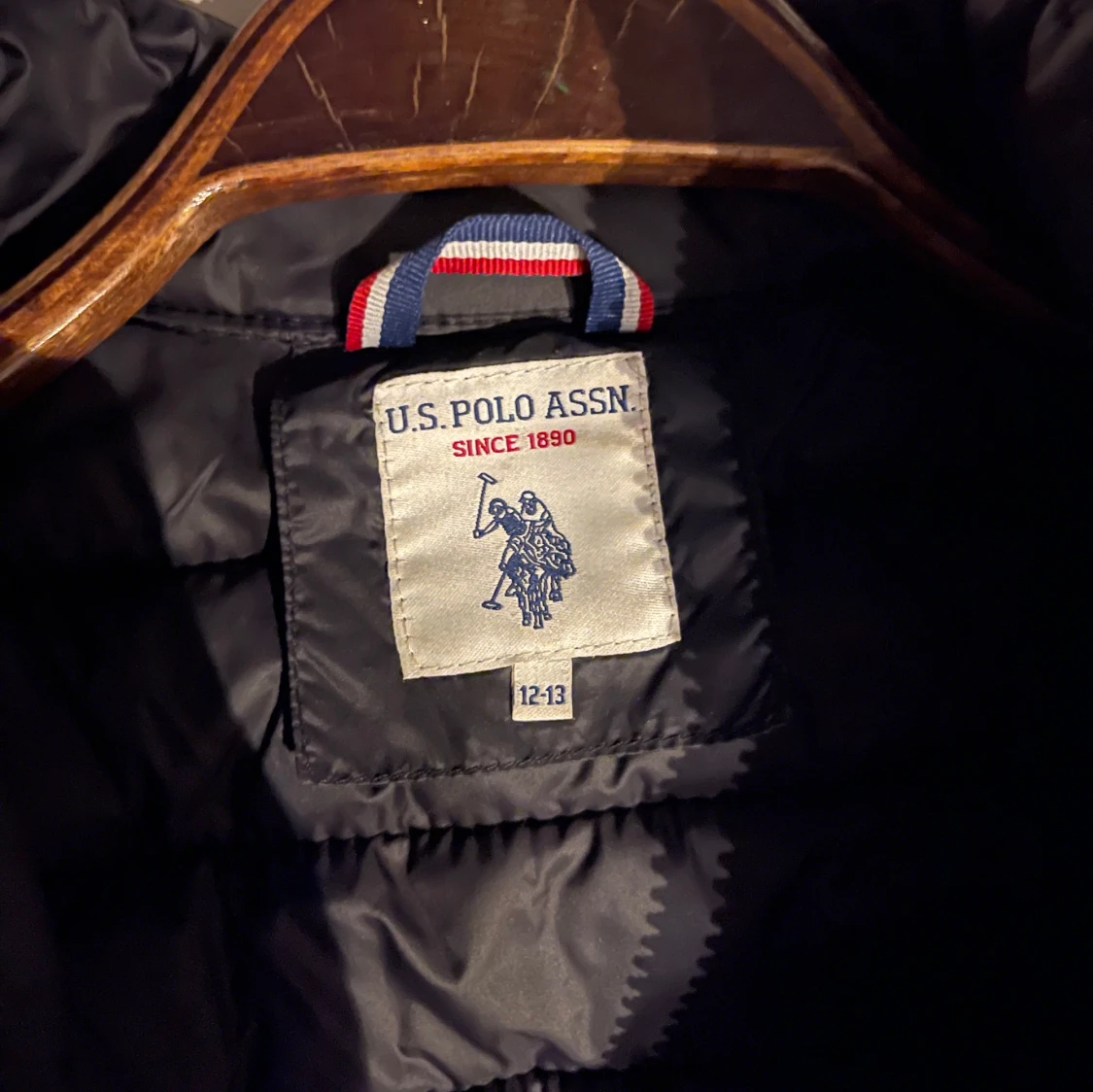 Svart dunväst från U.S. Polo Assn. - 91