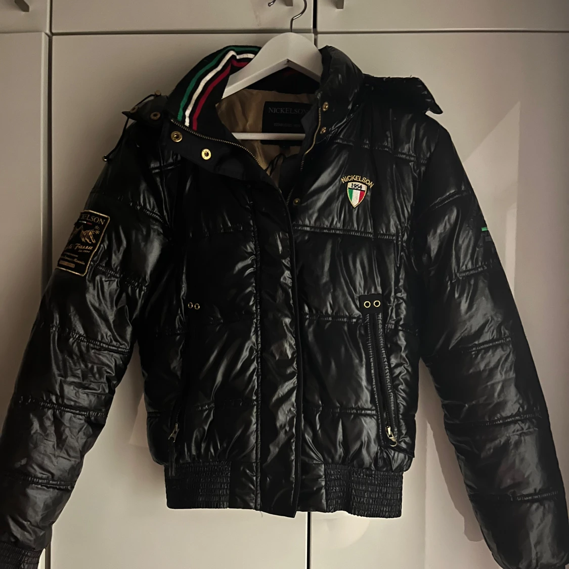 Svart pufferjacka - 90